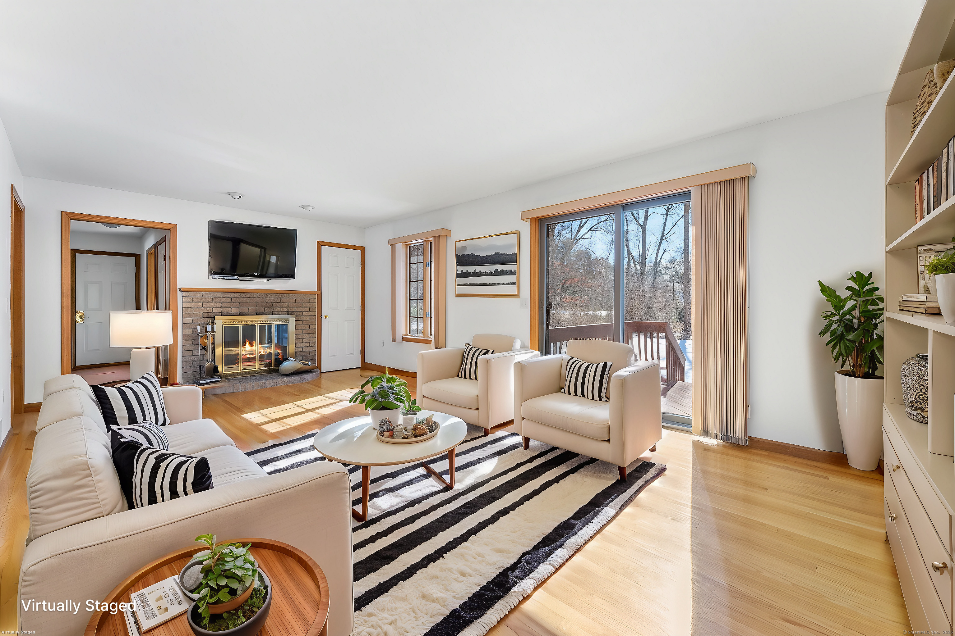 11 Royal Manor, Somers, Connecticut image 2