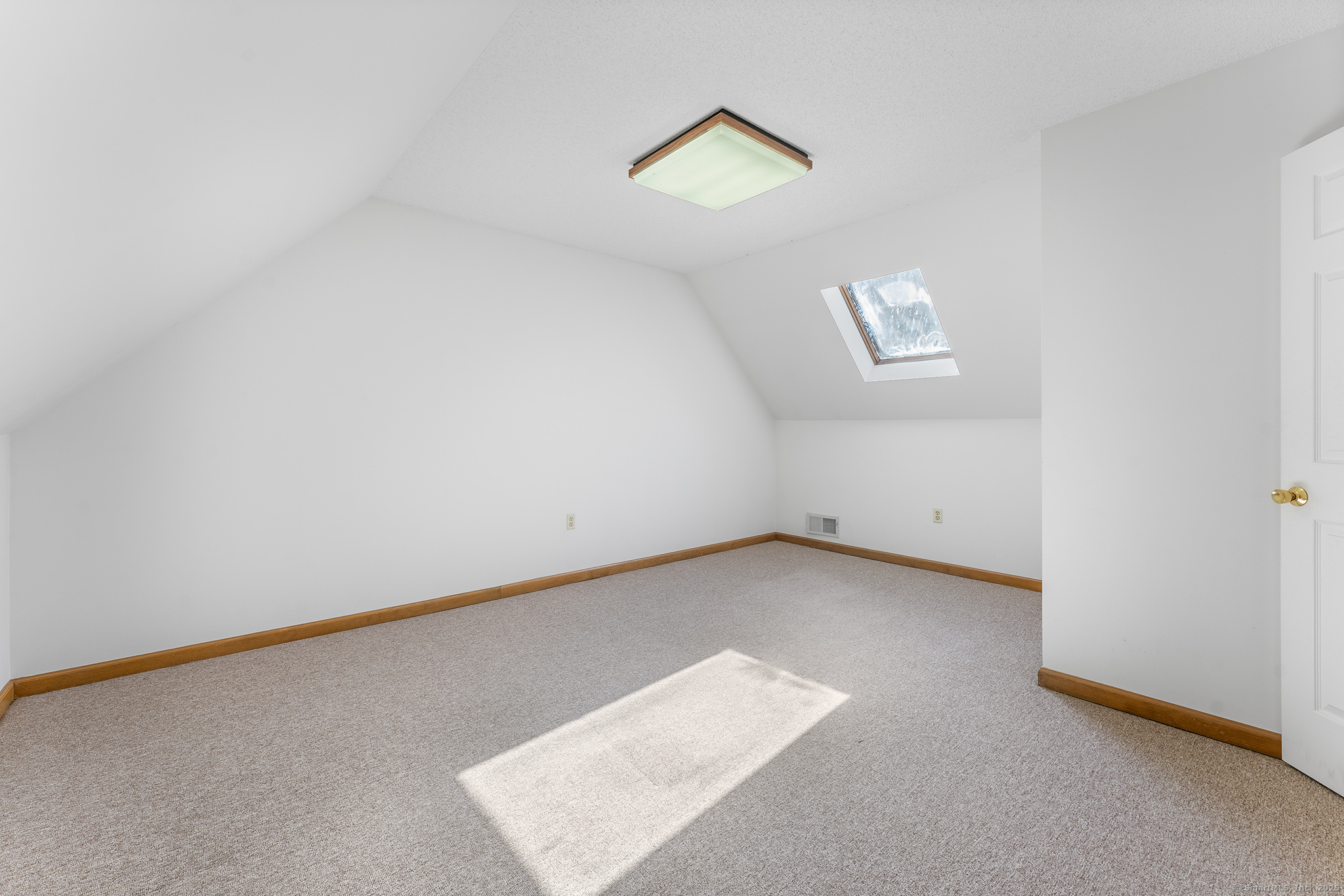 11 Royal Manor, Somers, Connecticut image 30