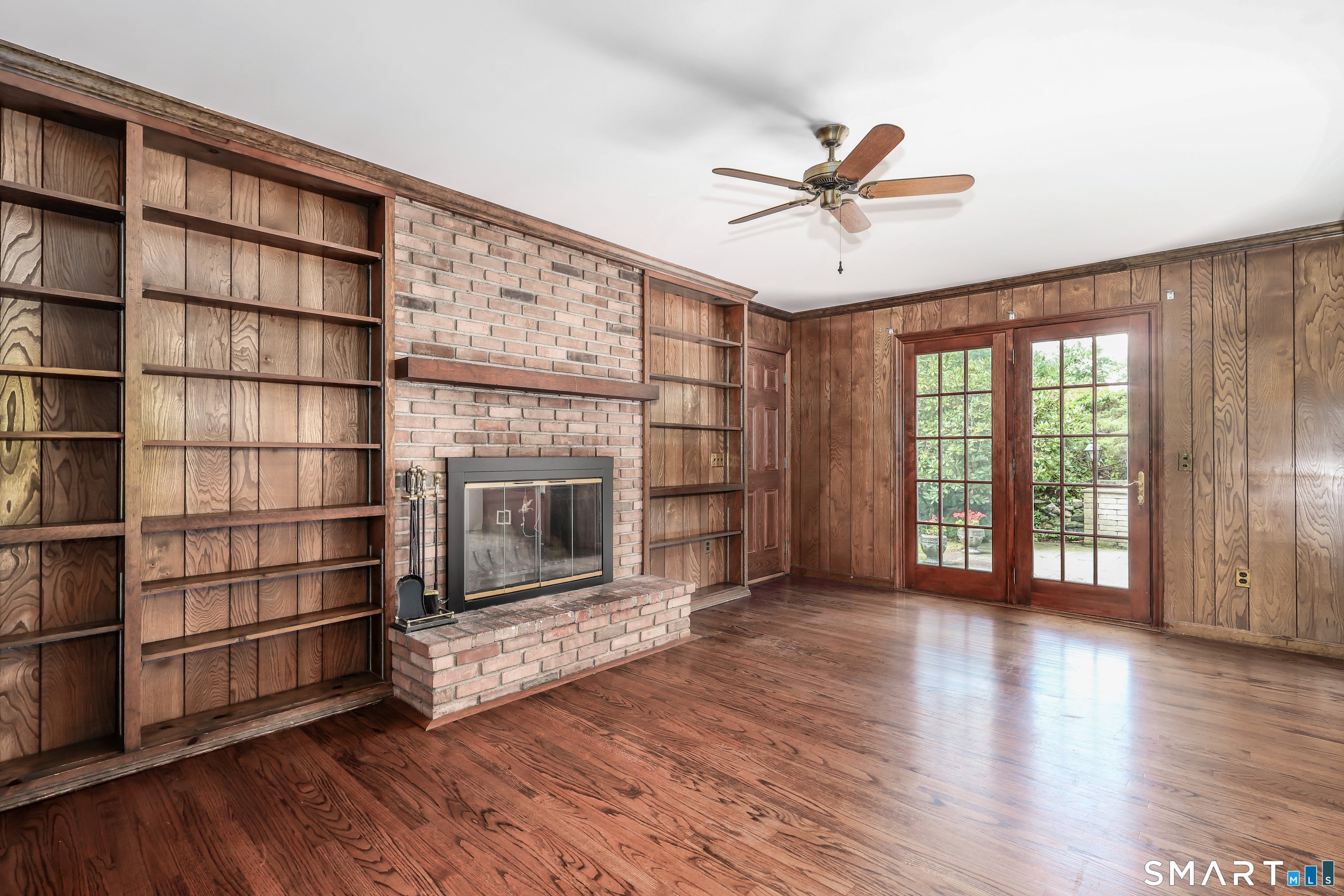 2 White Pine Drive