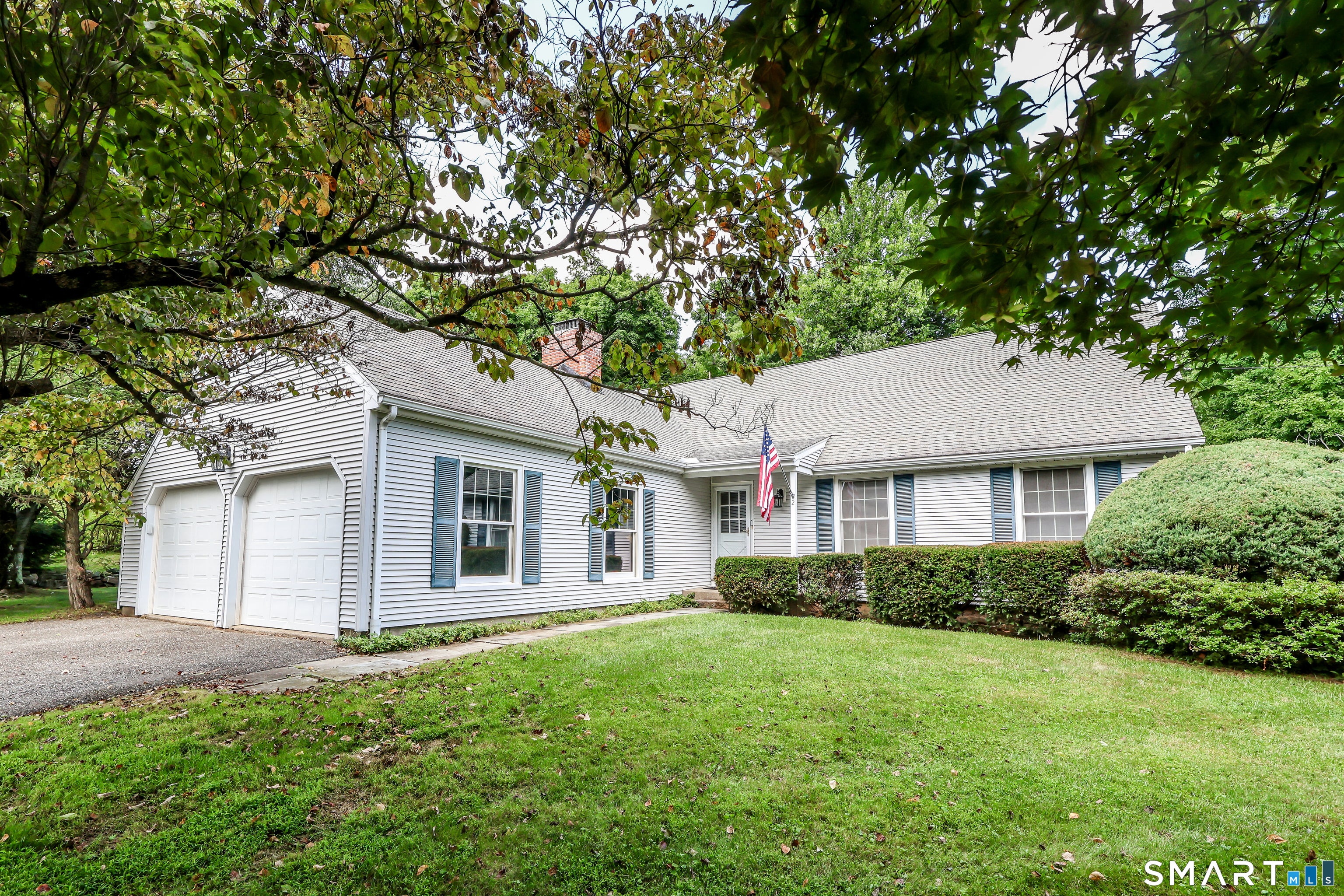 2 White Pine Drive