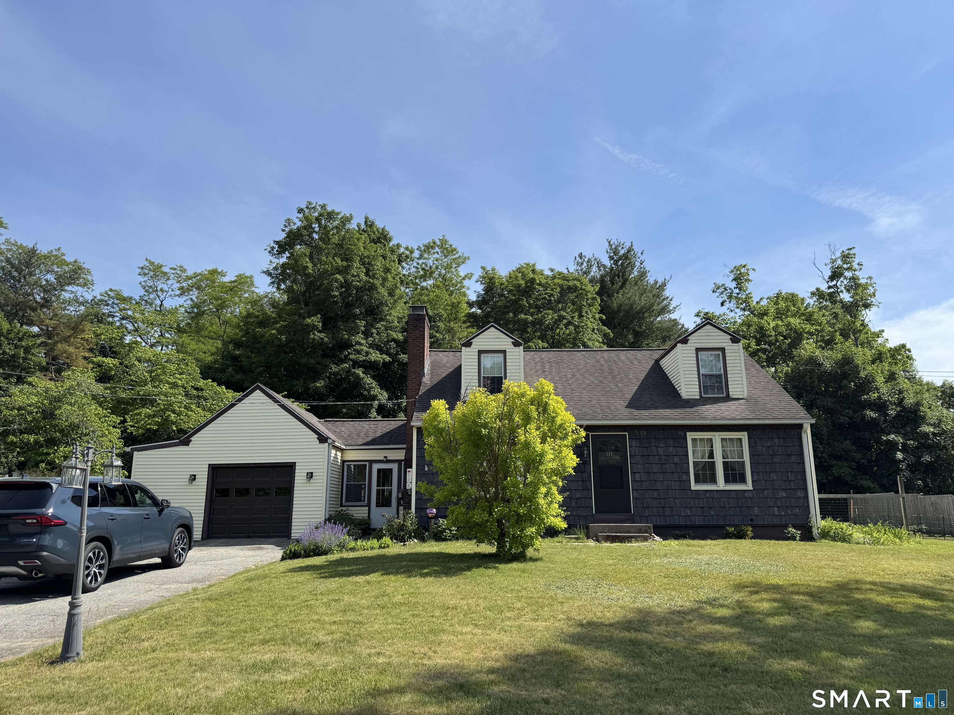 113 Hawkins Street