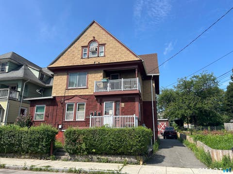 Multifamily For Sale - 20 Reed Street<br/> New London, CT 06320