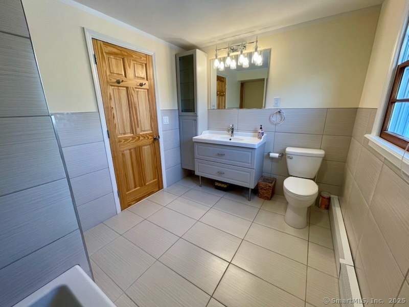 New Britain, Connecticut 06053, United States, 3 Bedrooms Bedrooms, ,1 BathroomBathrooms,Residential,Active,122851