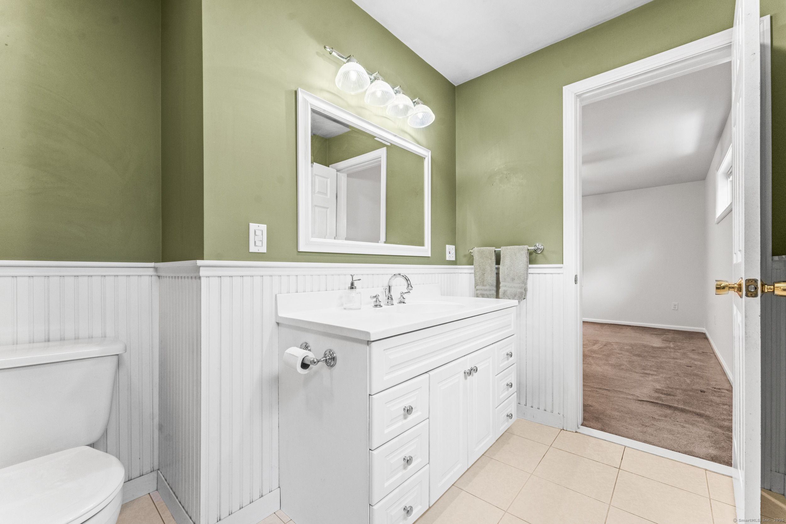 6 Robin Court, North Haven, Connecticut image 18