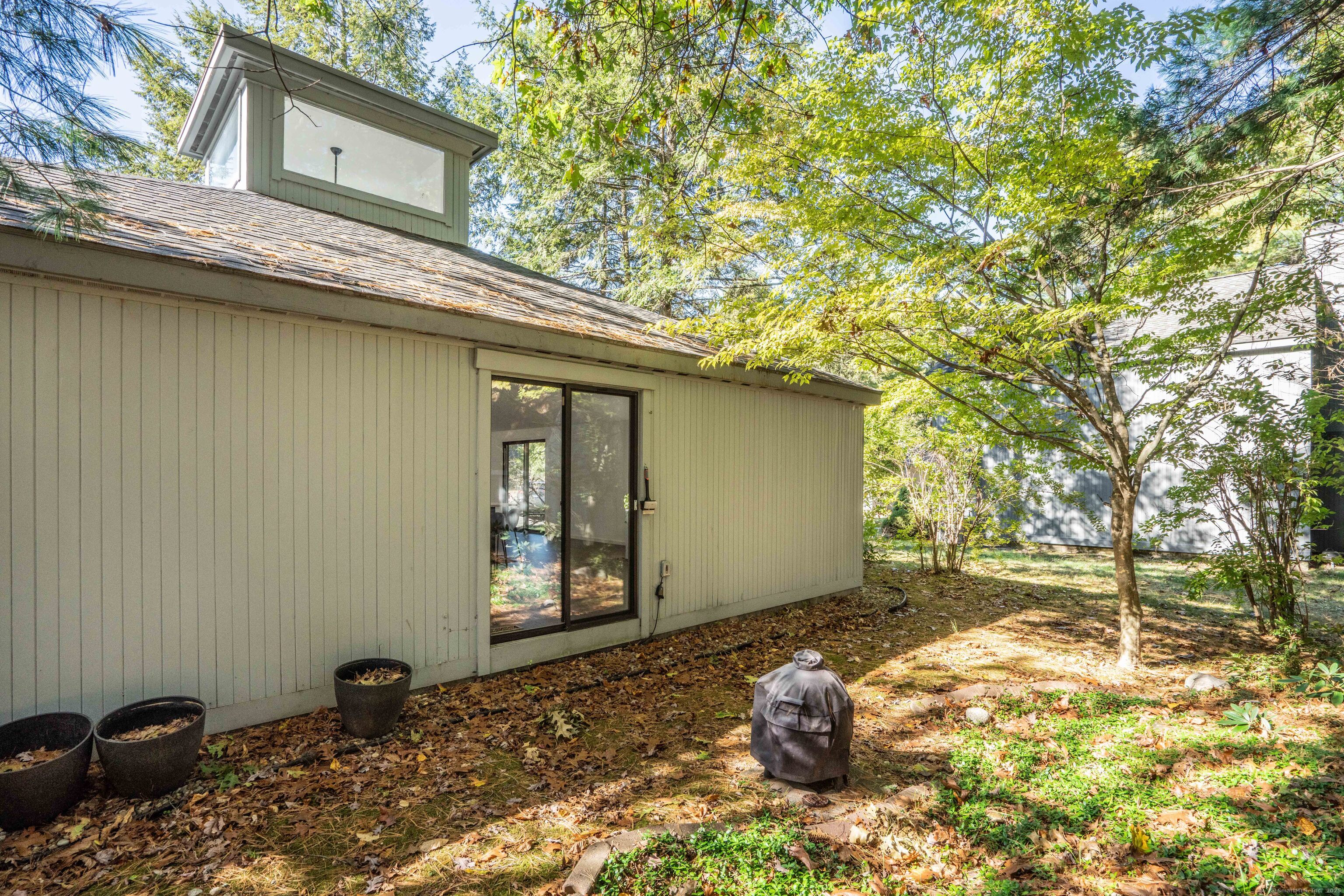 Avon, Connecticut 06001, United States, 2 Bedrooms Bedrooms, ,1 BathroomBathrooms,Residential,Active,235253