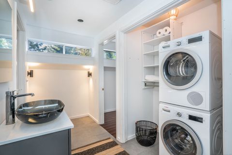 Tiny photo for 1 Morningside Court #1, Avon, CT 06001 (MLS # 24134046)