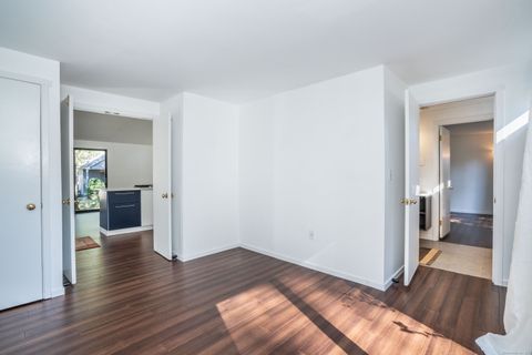 Tiny photo for 1 Morningside Court #1, Avon, CT 06001 (MLS # 24134046)