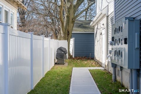 Tiny photo for 783 Kings Highway E #103, Fairfield, CT 06825 (MLS # 24184171)