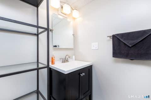 Tiny photo for 39 Tapping Reeve Vlg VLG #39, Litchfield, CT 06759 (MLS # 24162904)