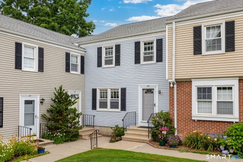 Photo of 39 Tapping Reeve Vlg VLG #39, Litchfield, CT 06759 (MLS # 24162904)