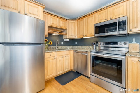 Tiny photo for 39 Tapping Reeve Vlg VLG #39, Litchfield, CT 06759 (MLS # 24162904)