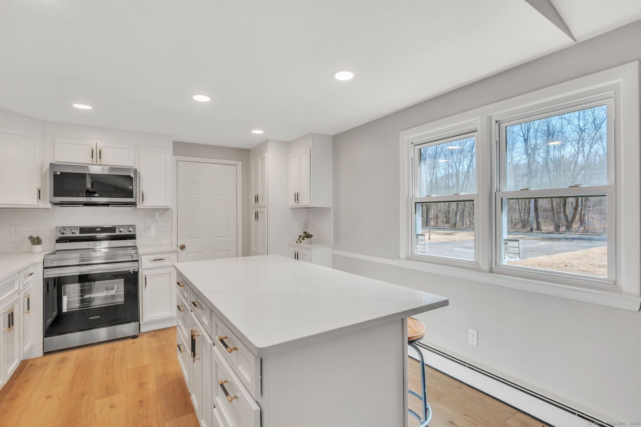 550 Governors Highway, South Windsor, Connecticut image 4