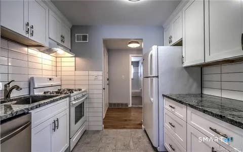 Tiny photo for 49 Carriage Path S #49, Milford, CT 06460 (MLS # 24195941)