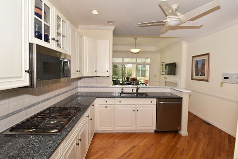 Tiny photo for 4 Lower Heatherwood #4, Cromwell, CT 06416 (MLS # 24135853)