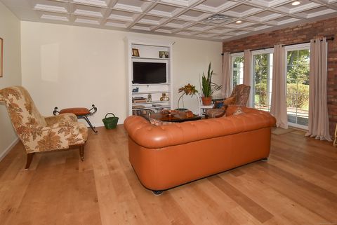 Tiny photo for 4 Lower Heatherwood #4, Cromwell, CT 06416 (MLS # 24135853)