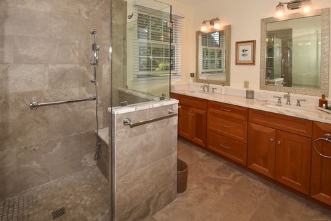 Tiny photo for 4 Lower Heatherwood #4, Cromwell, CT 06416 (MLS # 24135853)