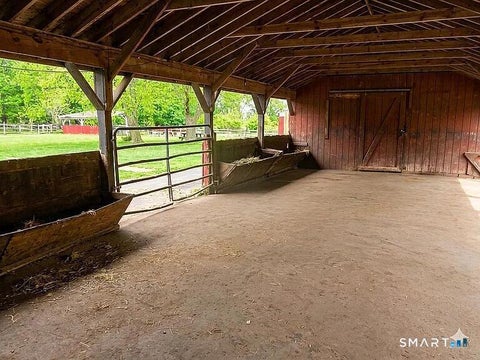 Tiny photo for 995 N Farms Road, Wallingford, CT 06492 (MLS # 24187319)