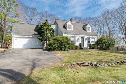 Photo of 264 Chestnut Hill Road, Norwalk, CT 06851 (MLS # 24160403)