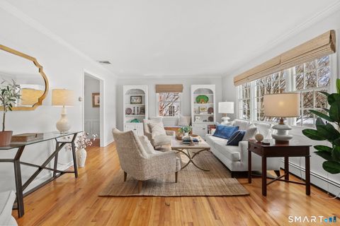 Tiny photo for 2 Red Rose Circle, Darien, CT 06820 (MLS # 24156801)