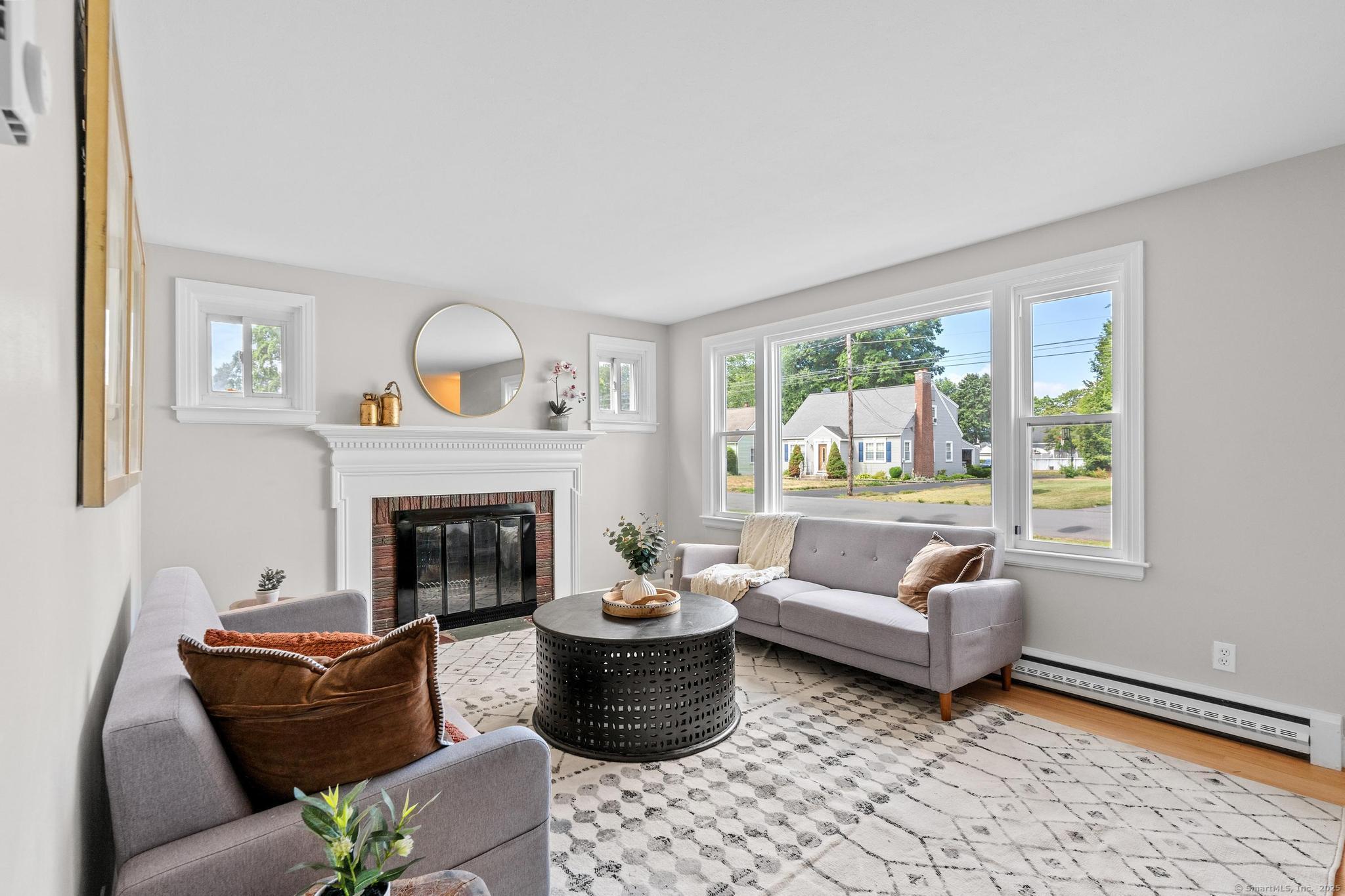 98 Rockwell Avenue