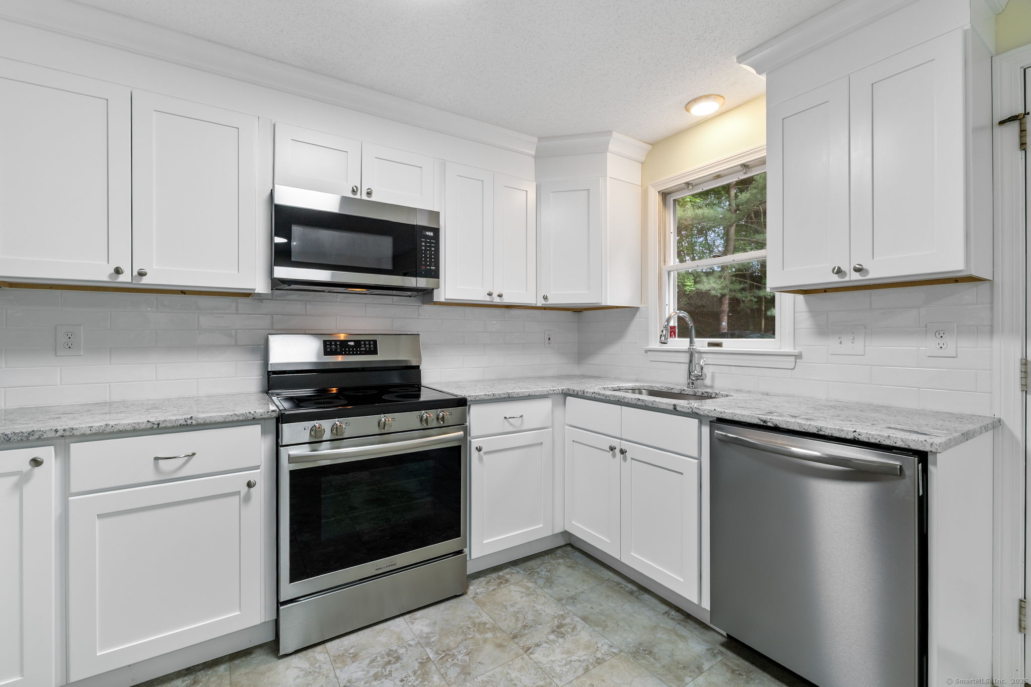 63 Summit Street #APT 16, Manchester, Connecticut image 5