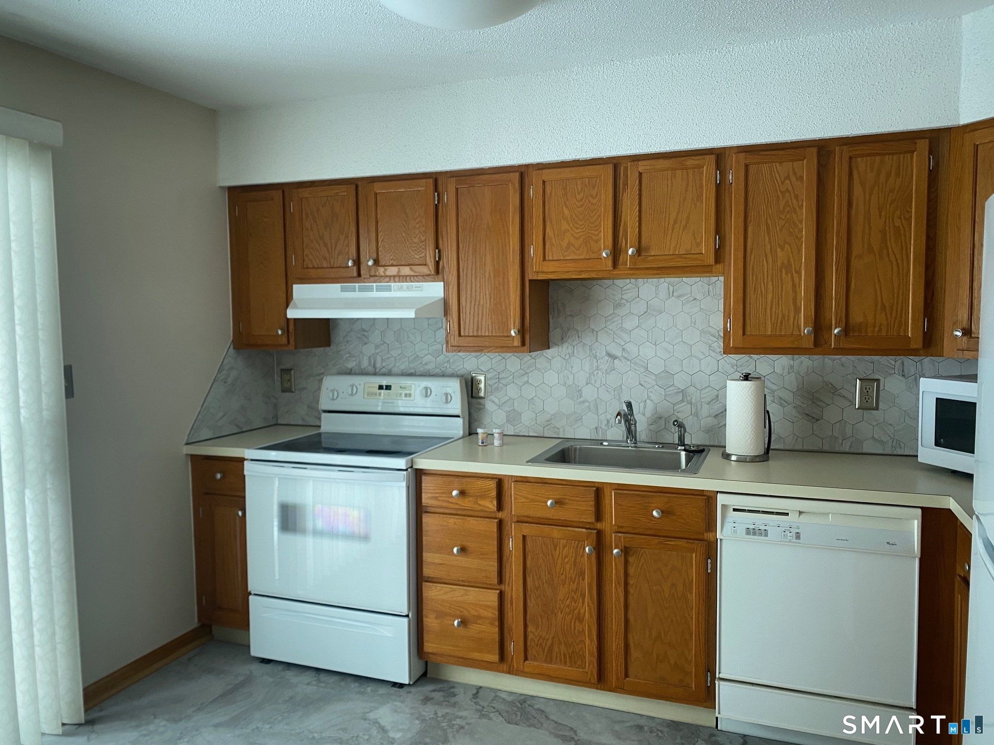 155 Redstone Hill Road 60