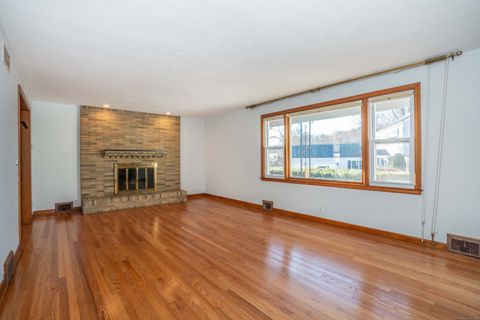 Tiny photo for 50 magnolia hill Hill, West Hartford, CT 06117 (MLS # 24141823)