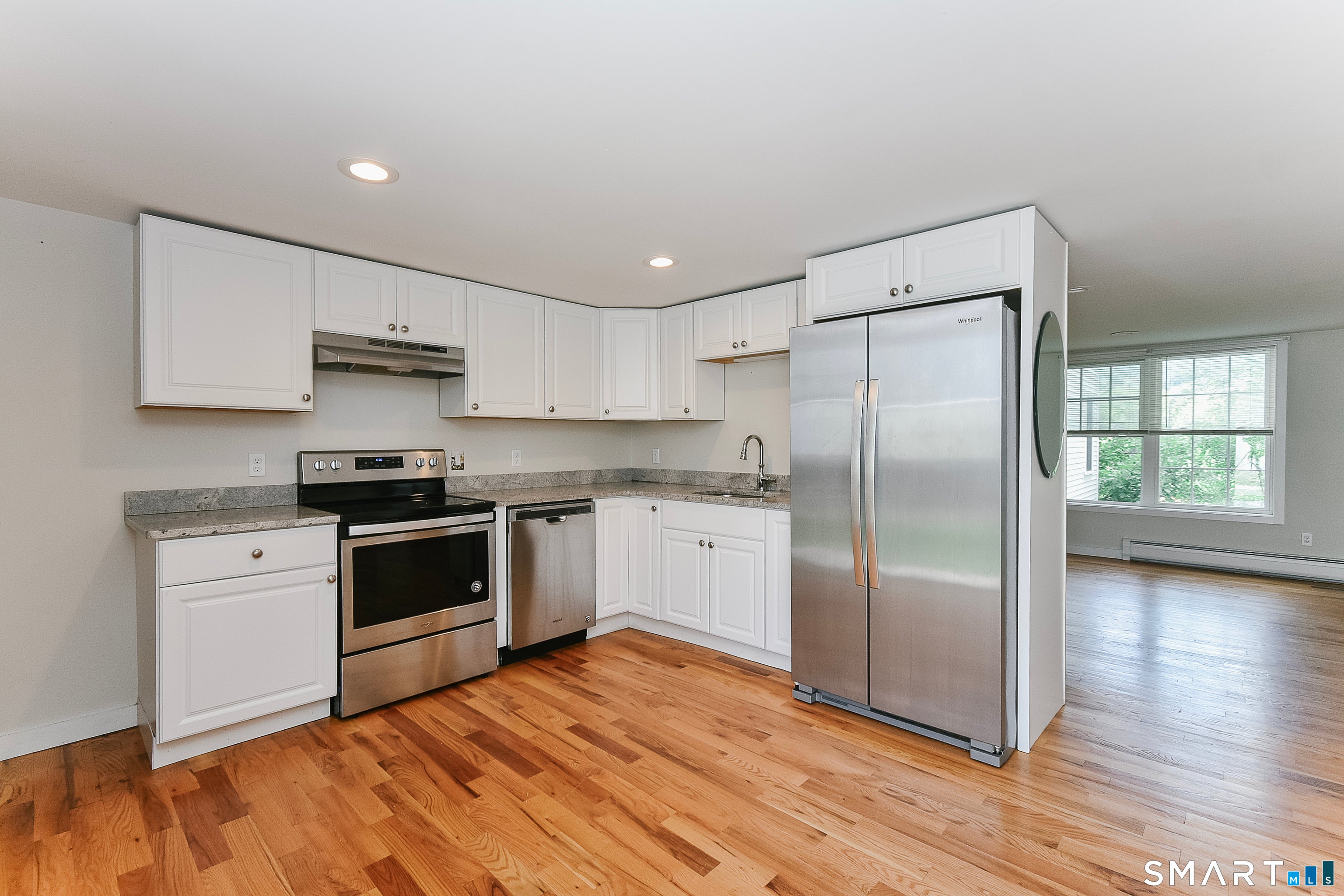 9 Center Street D