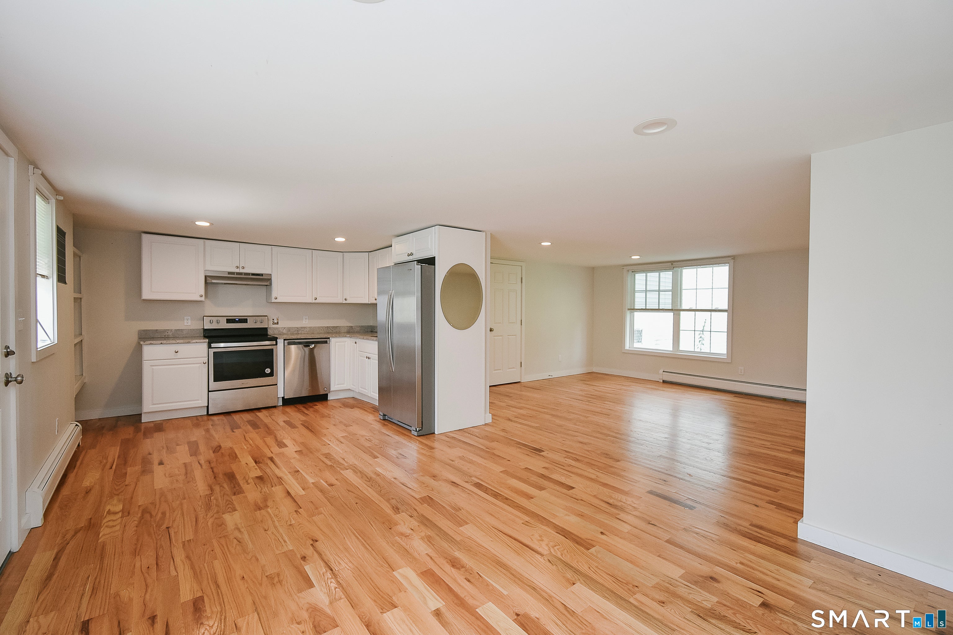 9 Center Street D