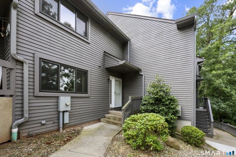 Photo of 148 Conestoga Way #148, Glastonbury, CT 06033 (MLS # 24205664)