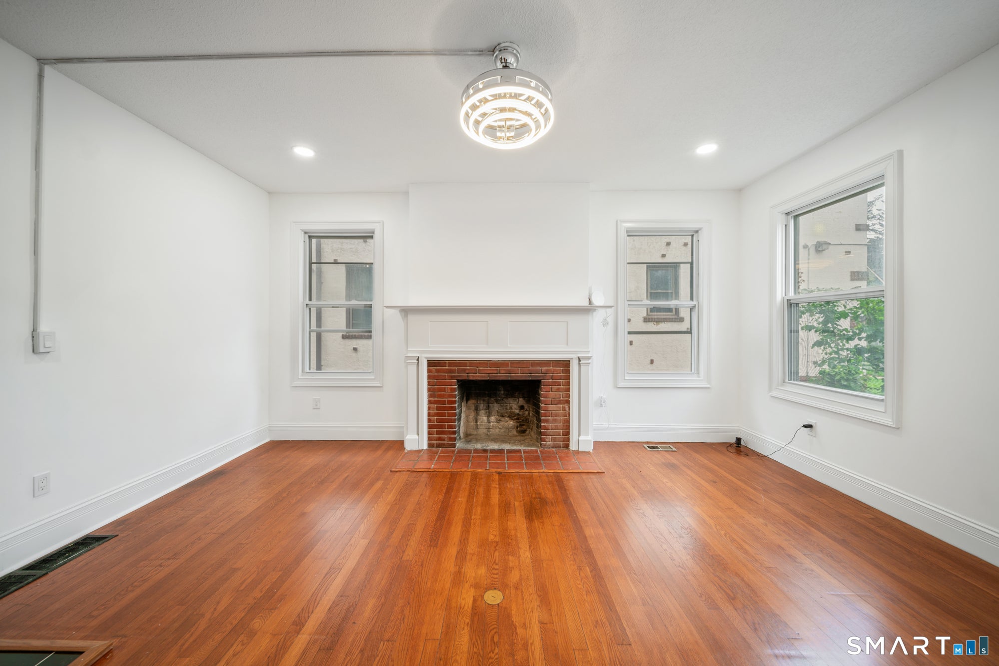 347 Alden Avenue 2