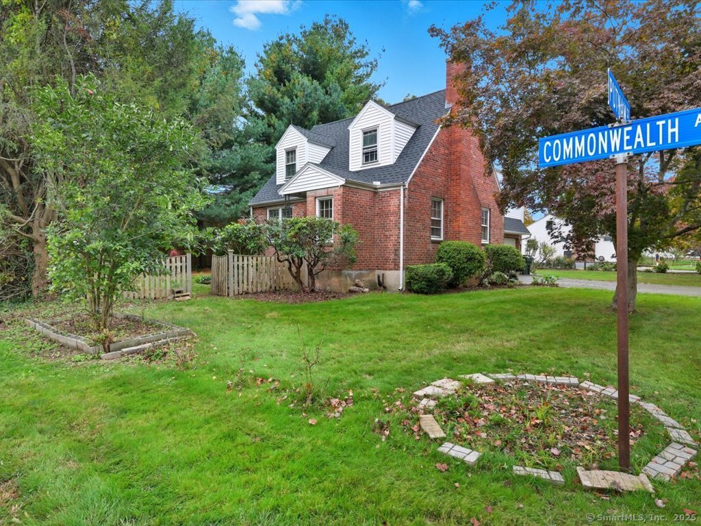 37 Commonwealth Avenue