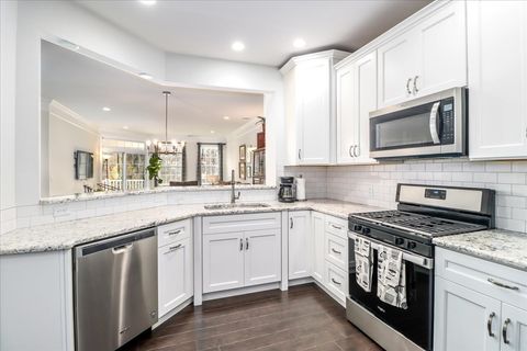 Tiny photo for 433 Brookside Court #433, Newtown, CT 06470 (MLS # 24157176)