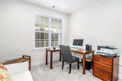 Tiny photo for 433 Brookside Court #433, Newtown, CT 06470 (MLS # 24157176)