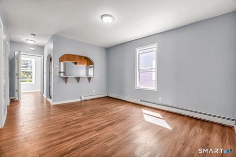 Tiny photo for 589 Winchester Avenue #3, New Haven, CT 06511 (MLS # 24144594)