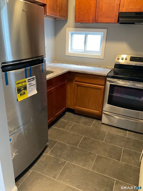 Tiny photo for 589 Winchester Avenue #3, New Haven, CT 06511 (MLS # 24144594)