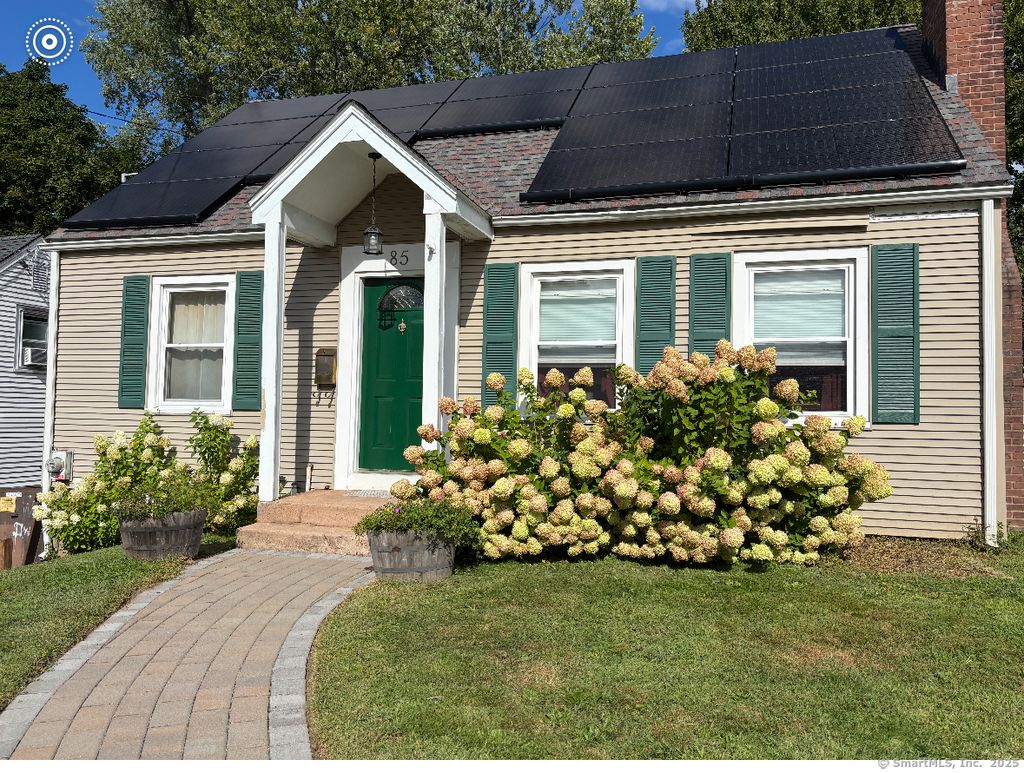 Photo of 85 Benton Street, Manchester, CT 06040 (MLS # 24146582)