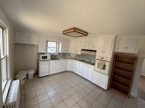 Tiny photo for 85 Benton Street, Manchester, CT 06040 (MLS # 24146582)