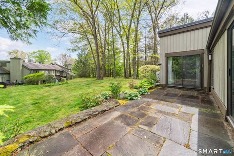 Tiny photo for 122 Heritage Village #B, Southbury, CT 06488 (MLS # 24169870)