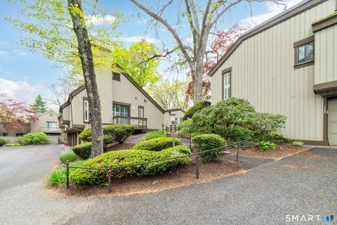 Tiny photo for 122 Heritage Village #B, Southbury, CT 06488 (MLS # 24169870)