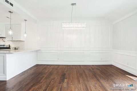 Tiny photo for 122 Heritage Village #B, Southbury, CT 06488 (MLS # 24169870)