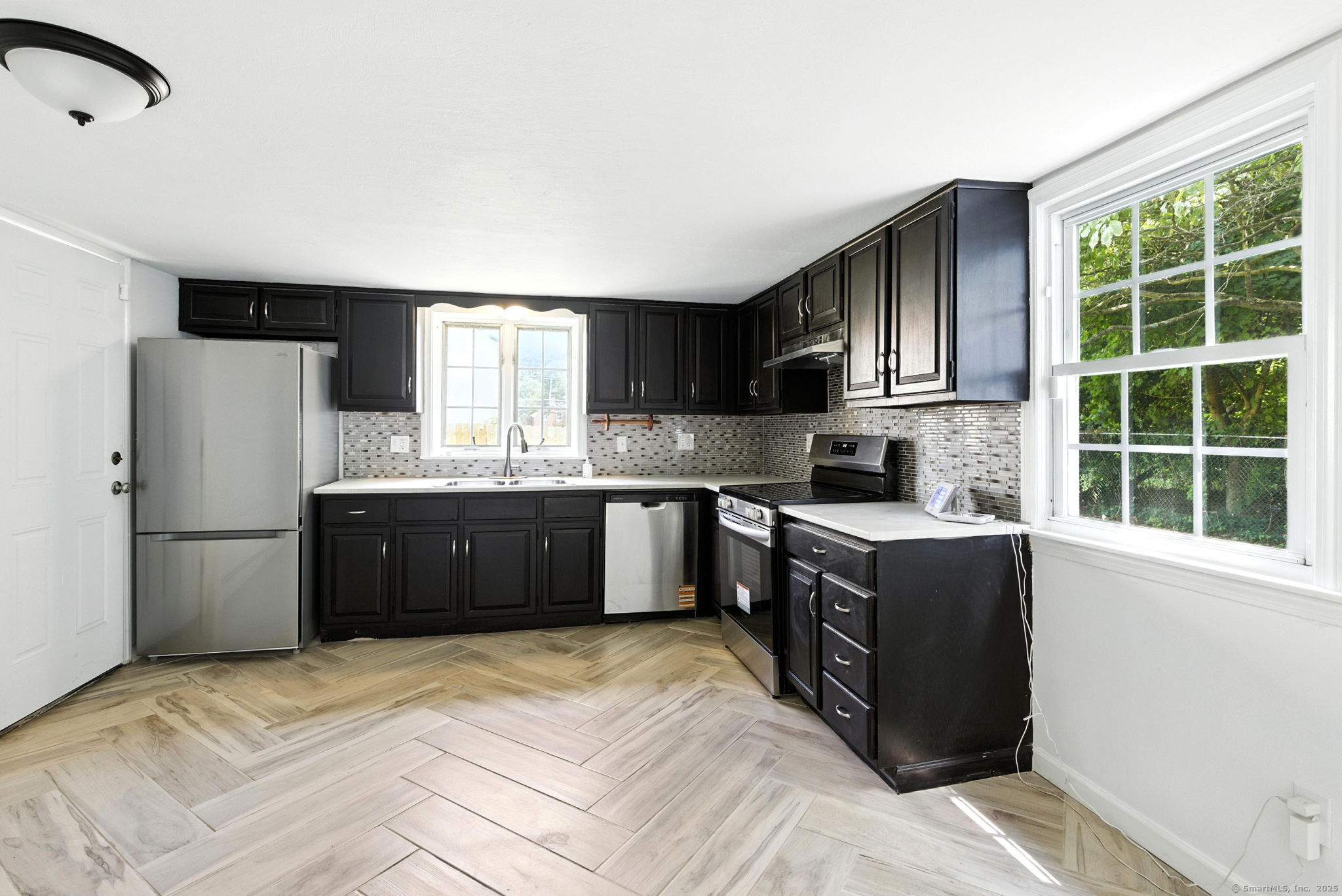 5 Church Street APT R