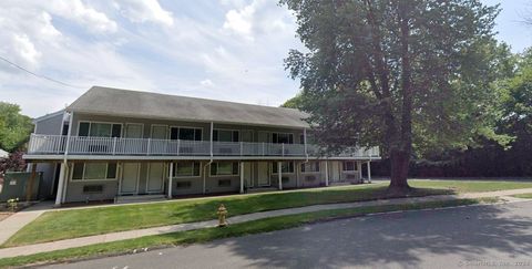 Photo of 17 Kohanza Street #8, Danbury, CT 06811 (MLS # 24143921)