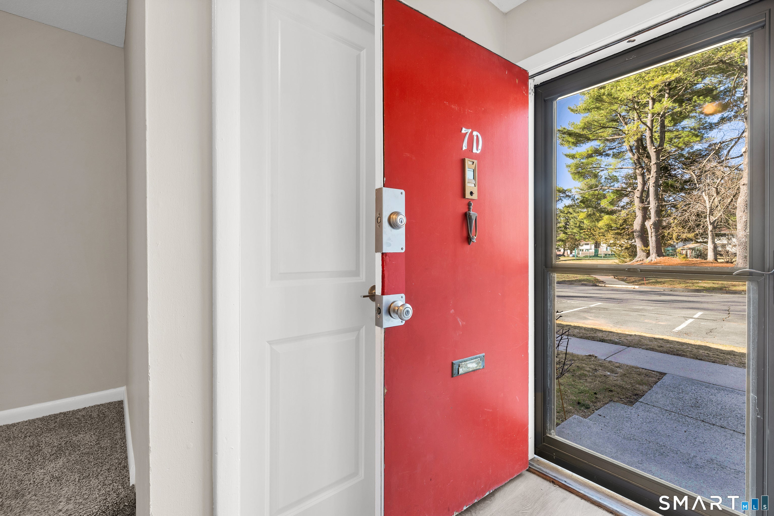 7 Woodland Avenue D