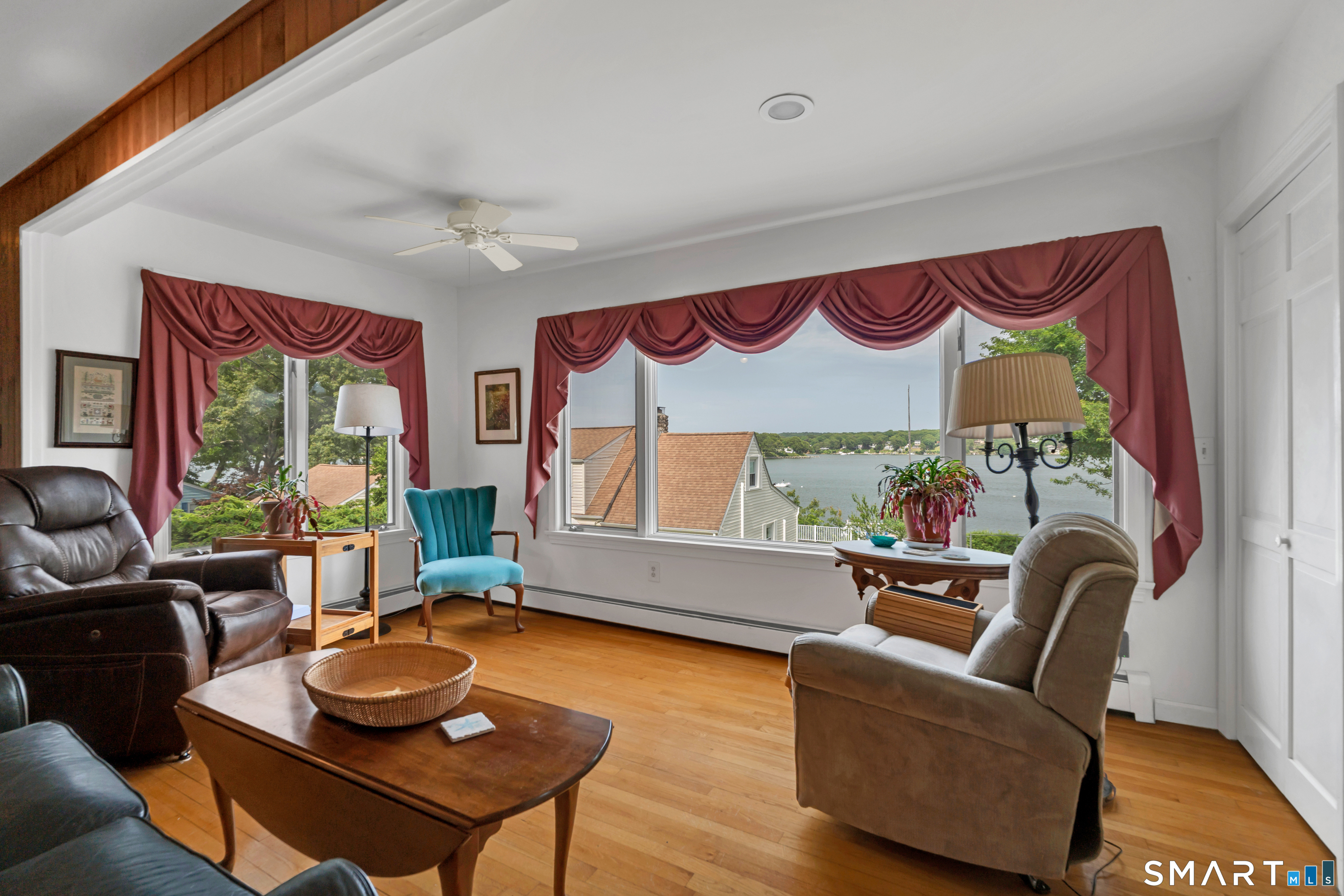 16 Ledge Road
