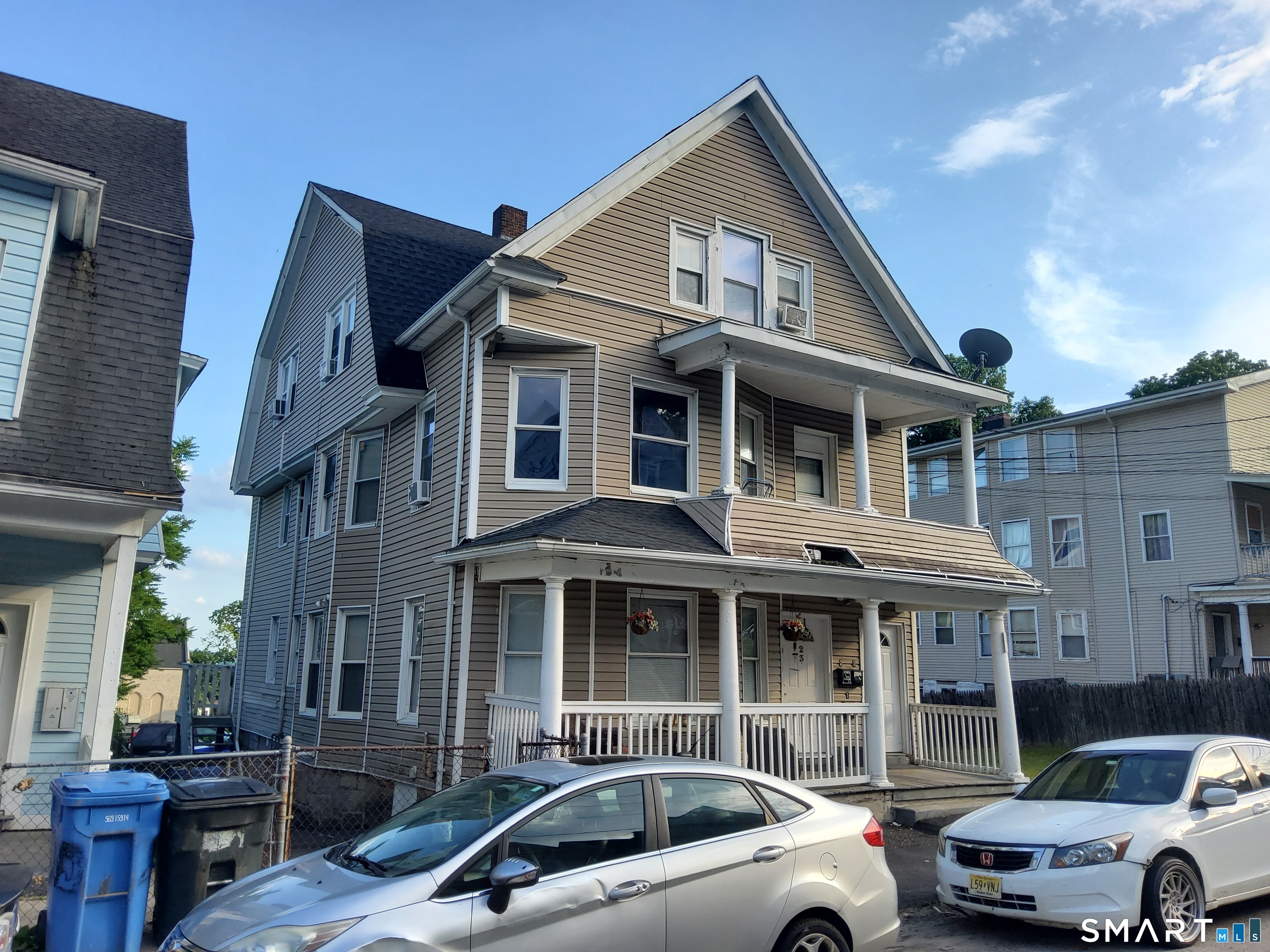 23 Plaza Avenue