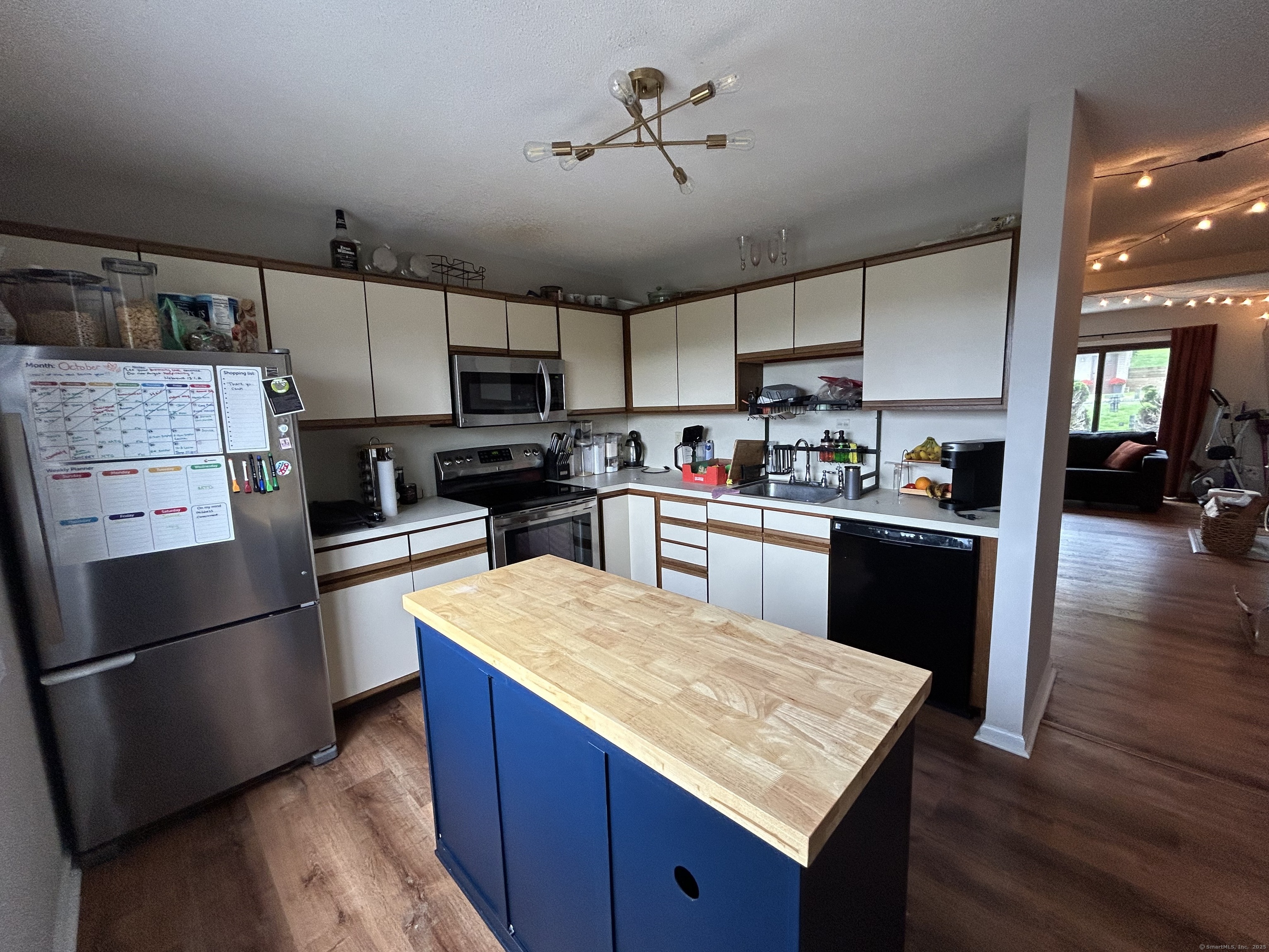 489 Wolcott Street APT 85