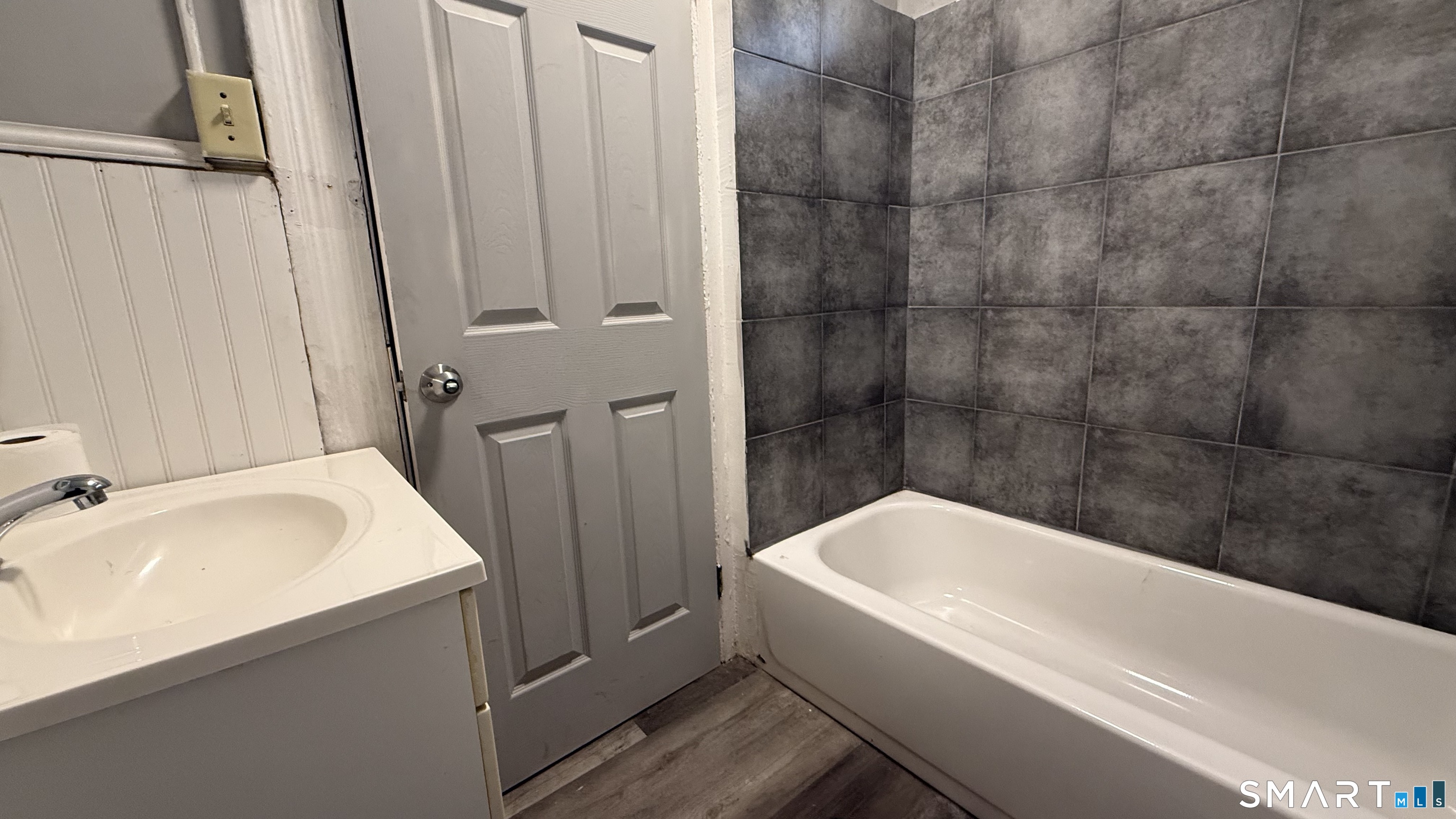 500 Carroll Avenue 1