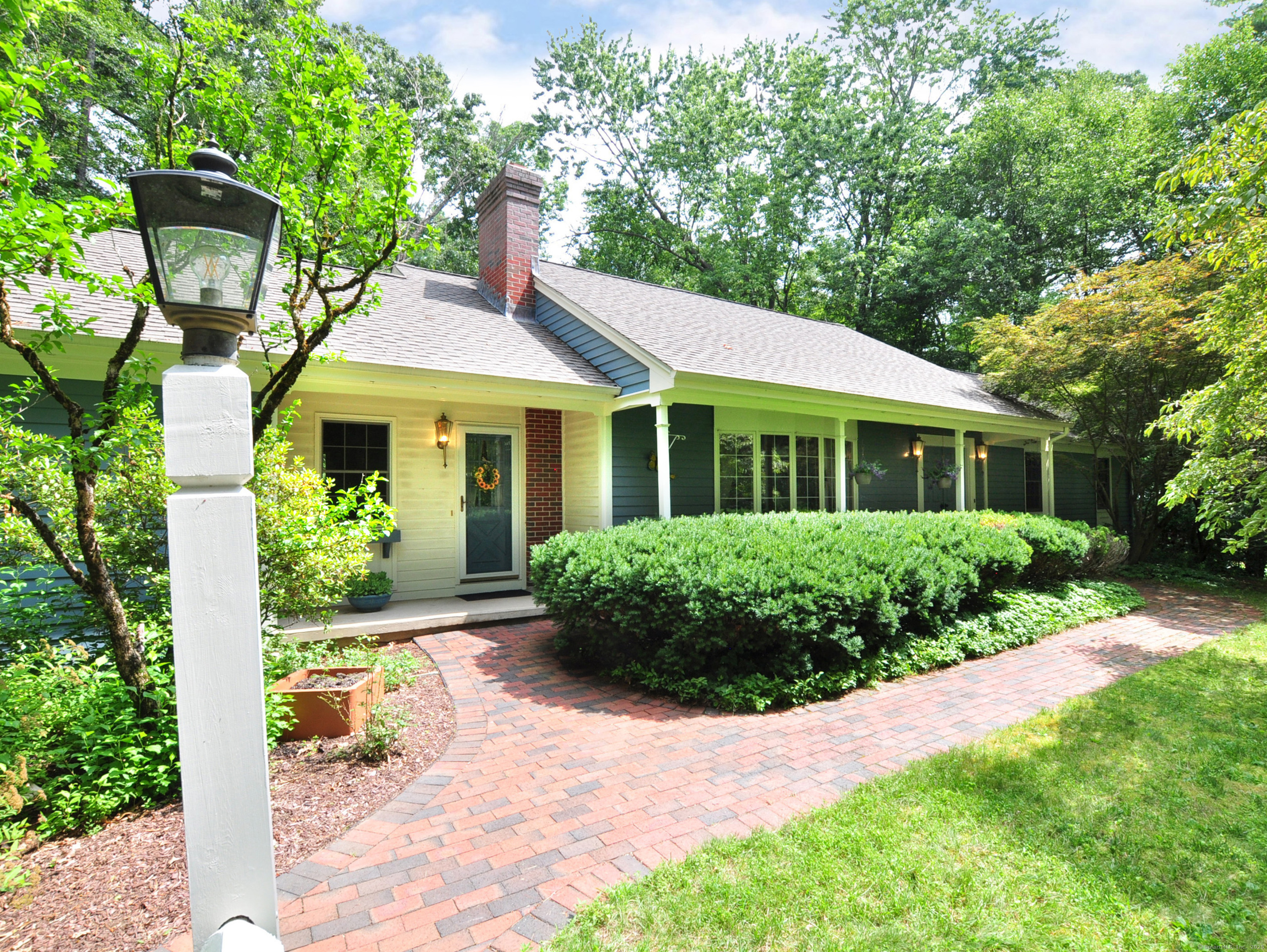 3 Carriage Drive