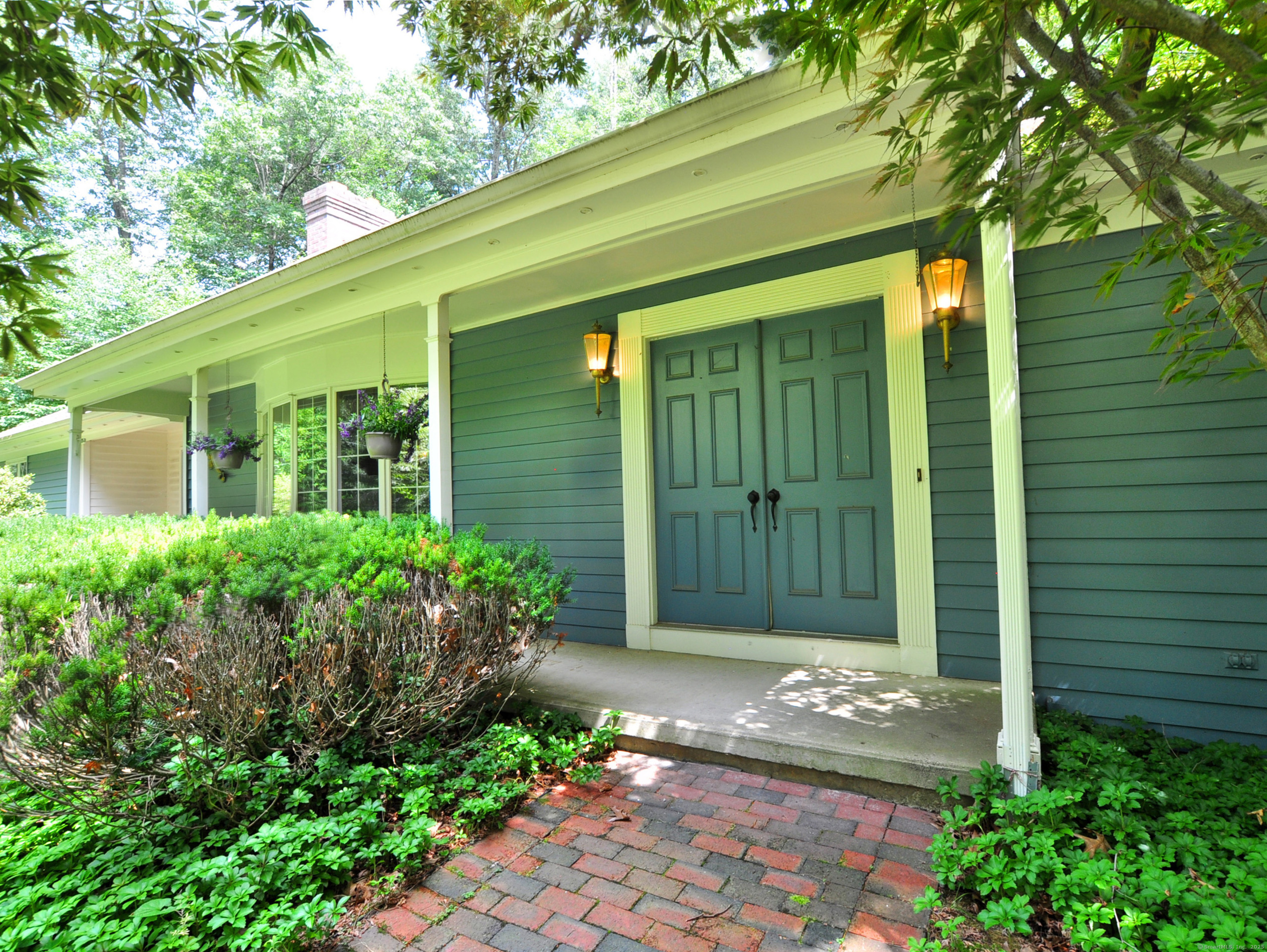 3 Carriage Drive